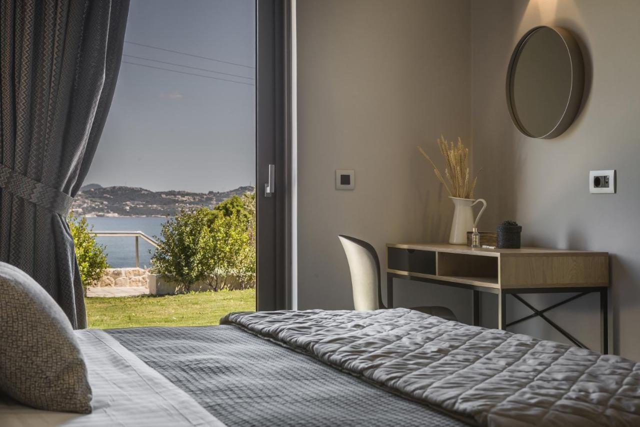 Alekos Beach Houses-Elia Villas ليكسوري المظهر الخارجي الصورة