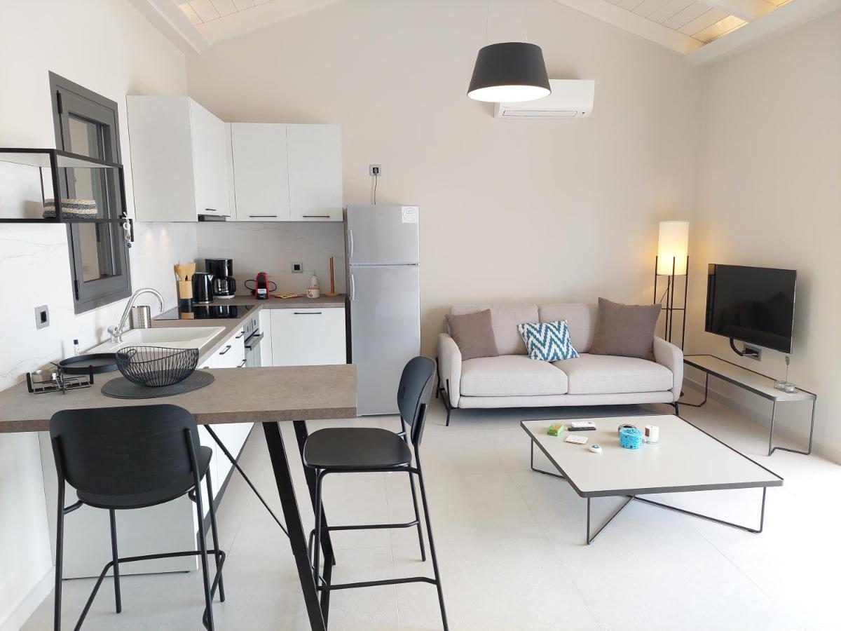 Alekos Beach Houses-Elia Villas ليكسوري المظهر الخارجي الصورة