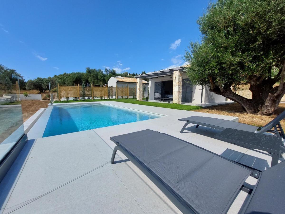 Alekos Beach Houses-Elia Villas ليكسوري المظهر الخارجي الصورة