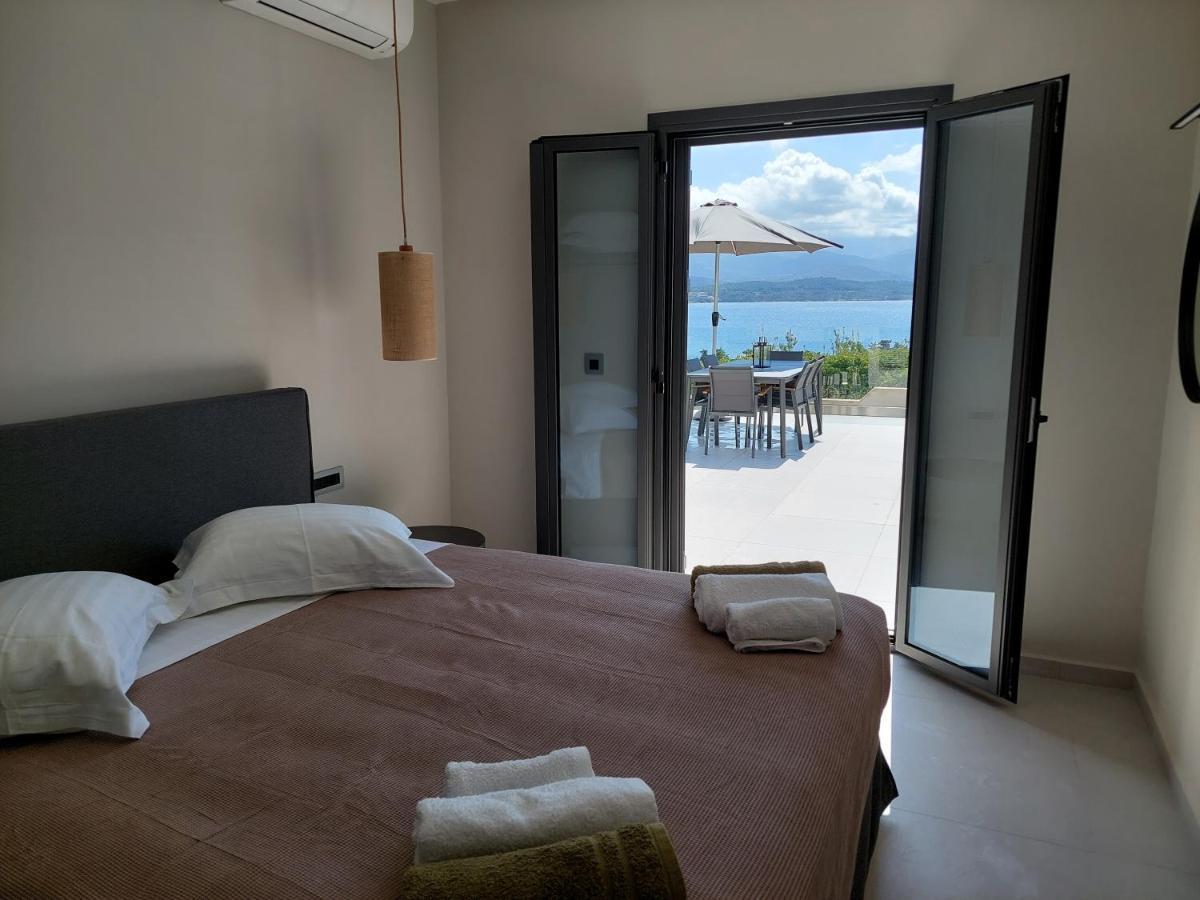 Alekos Beach Houses-Elia Villas ليكسوري المظهر الخارجي الصورة