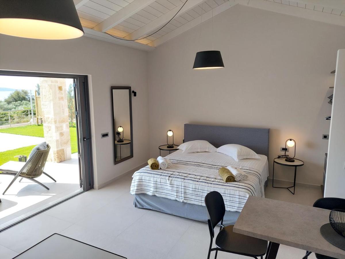 Alekos Beach Houses-Elia Villas ليكسوري المظهر الخارجي الصورة